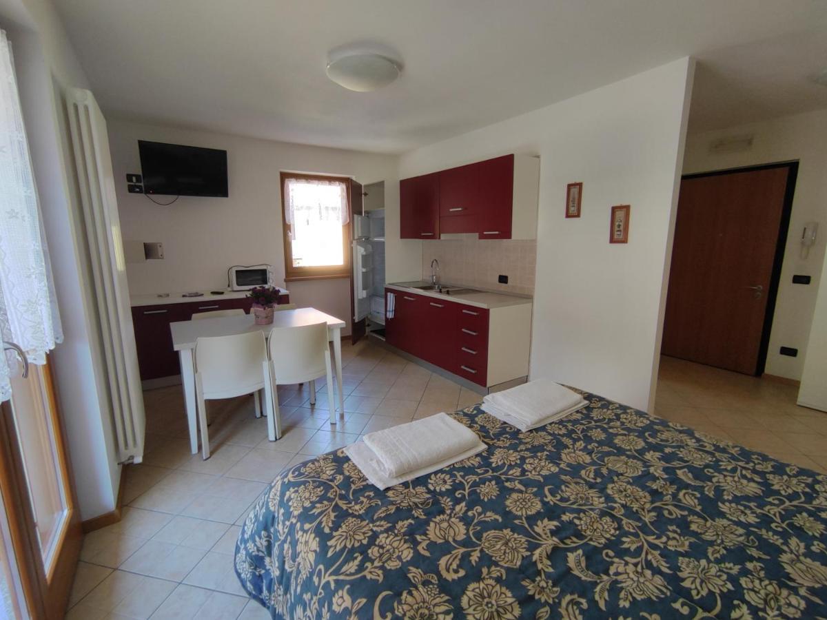 Residenza Arcobaleno Aparthotel Tenno Exterior photo